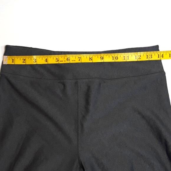 Womens Sz M Compression Heat Gear Gray Cropped Workout Leggings Under Armour - Picture 7 of 11